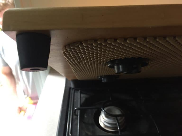 FLASH REVIEW! Camco Silent Top Stovetop Cover - Road Trip Tails