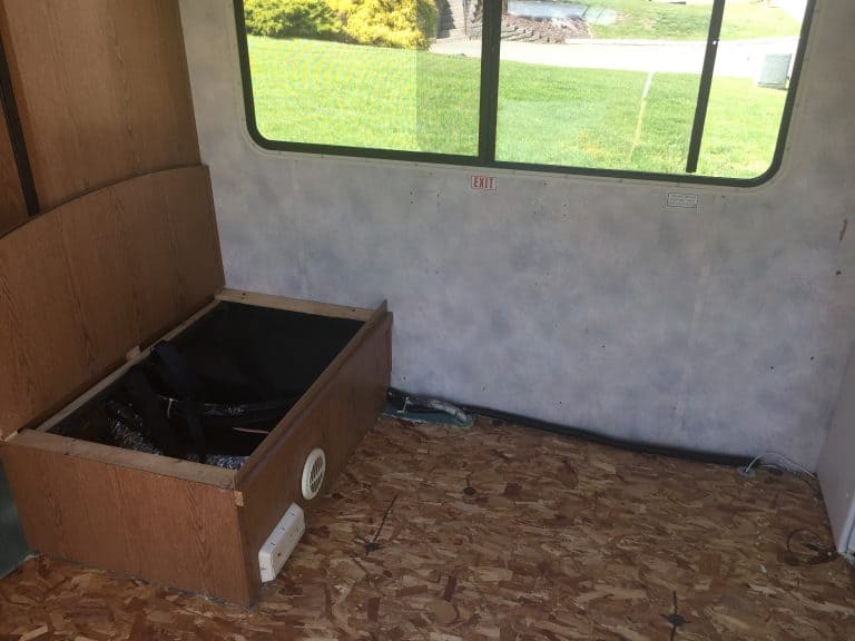 rv booth removed no carpet