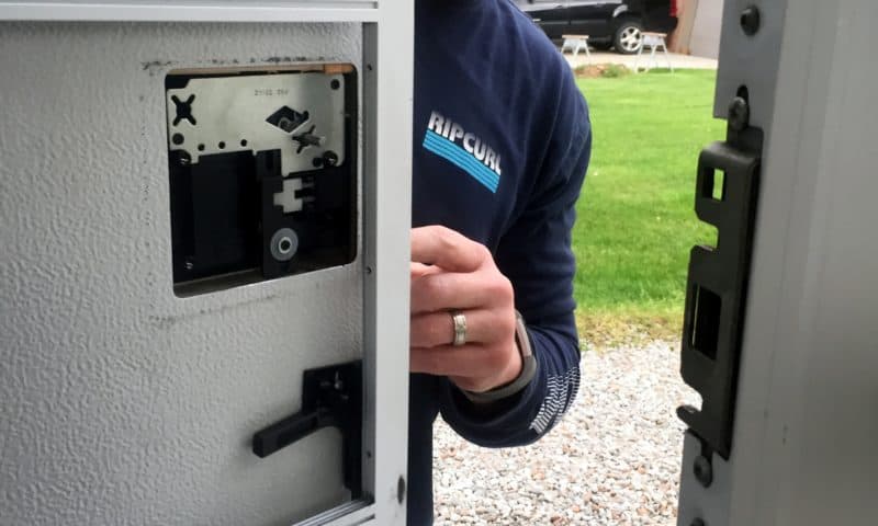 rv door lock set replacement installation