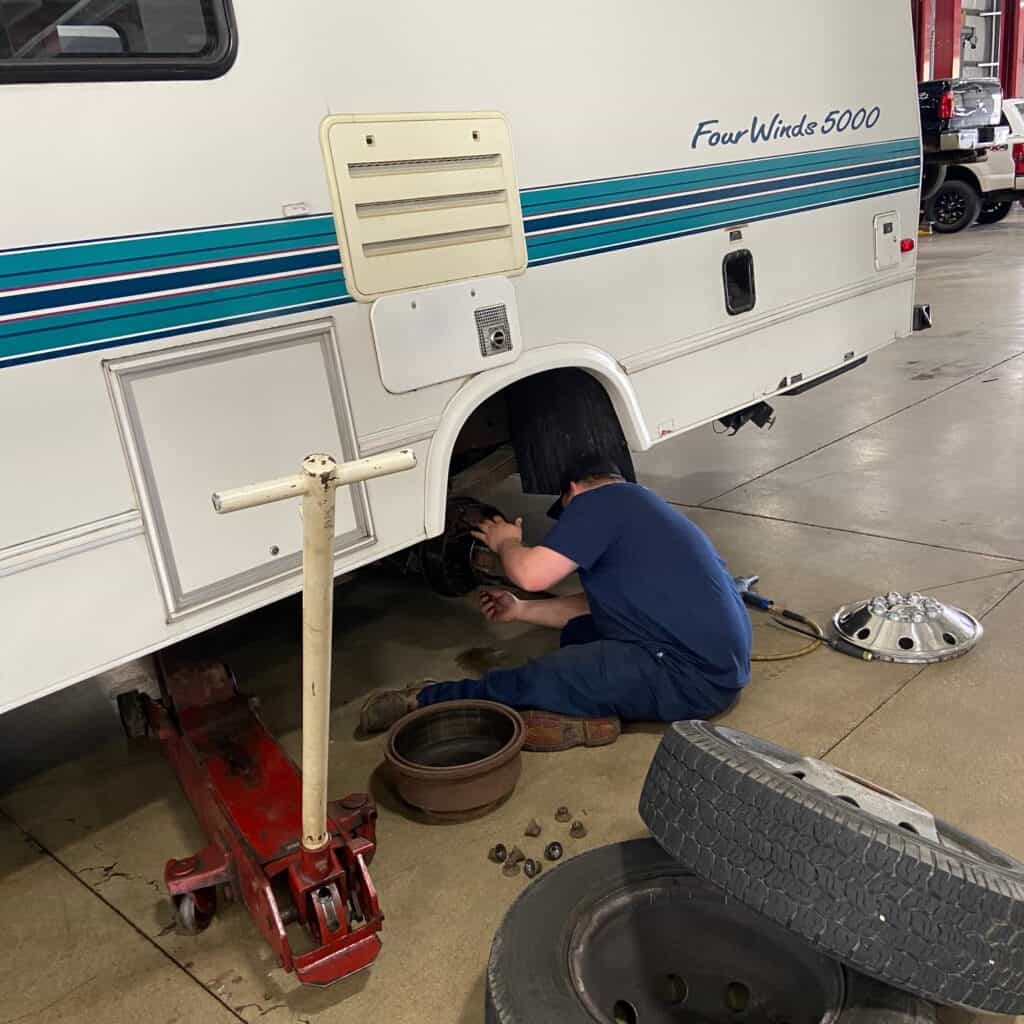 rv brakes service - rear drums 1