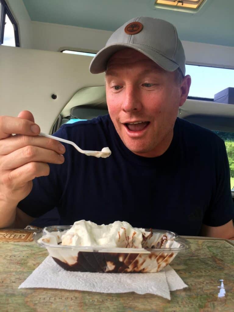 windy ridge farms hot fudge sundae