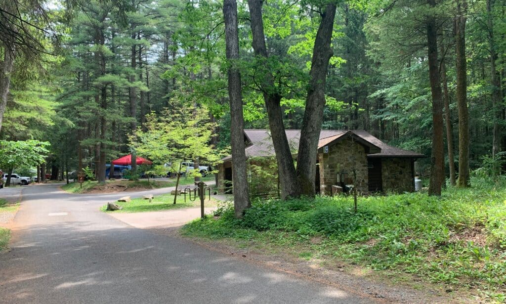 raymond b winter state park campground bath house