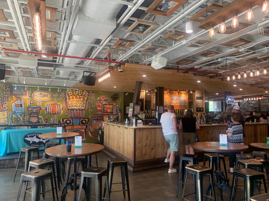 dogfish head craft brewery tasting room