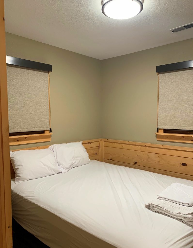 burr oak state park cabin bedroom
